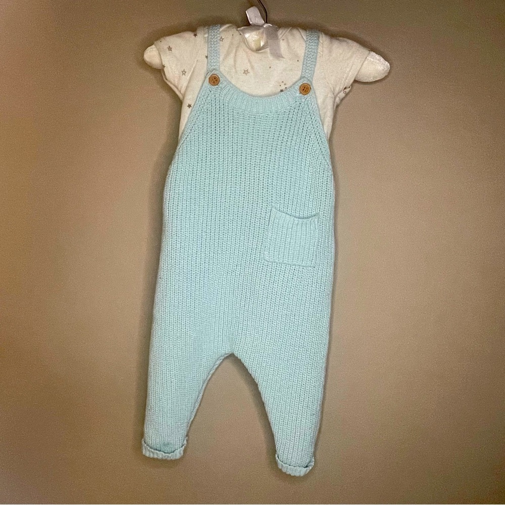 2 piece adorable knit overall and onsie set